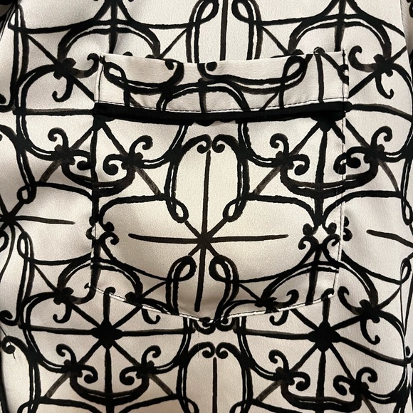 Kate Spade Black & White Silky Pajama Set Women’s size 2 - Picture 4 of 9